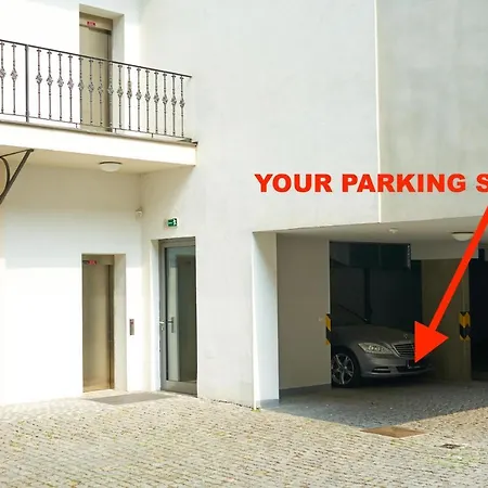 Romantic With Garden And Free Parking Near The Centre Of * Praag